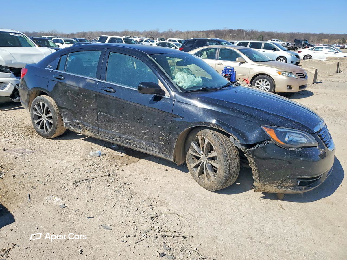Chrysler 200 2013