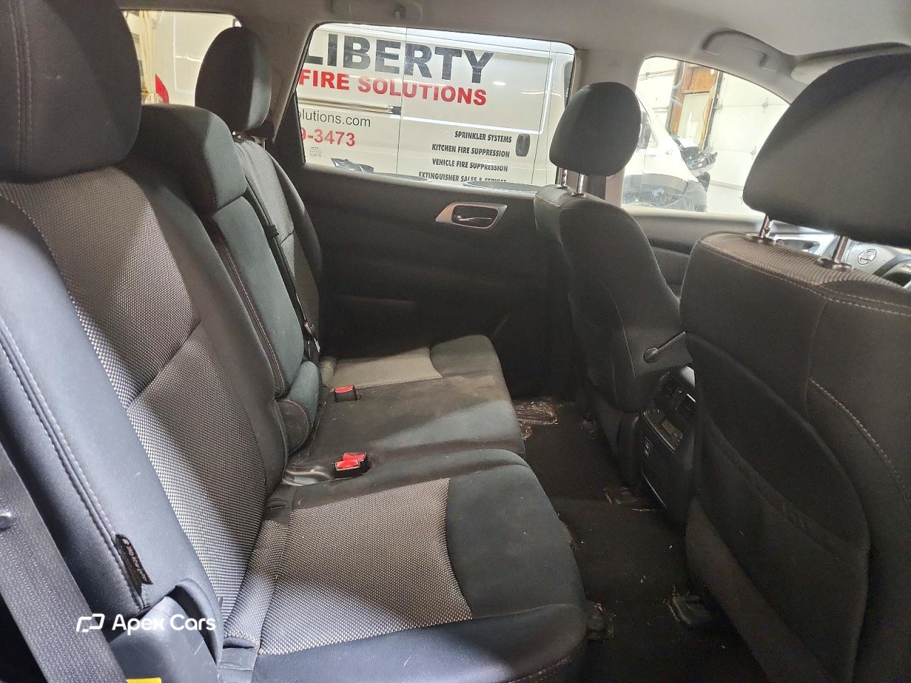 Nissan Pathfinder 2018