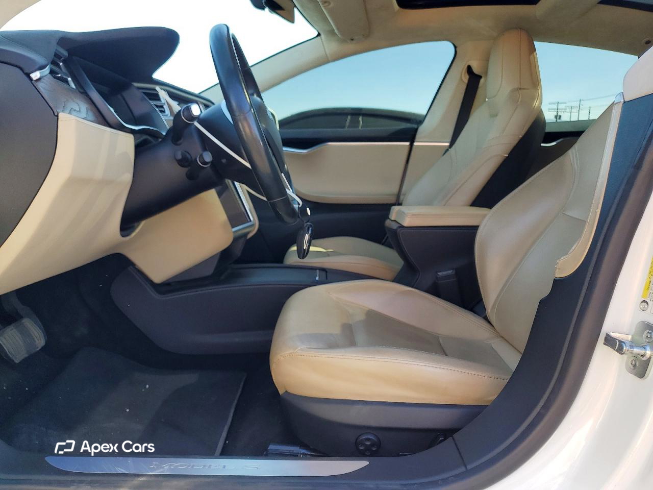 Tesla Model S 2016