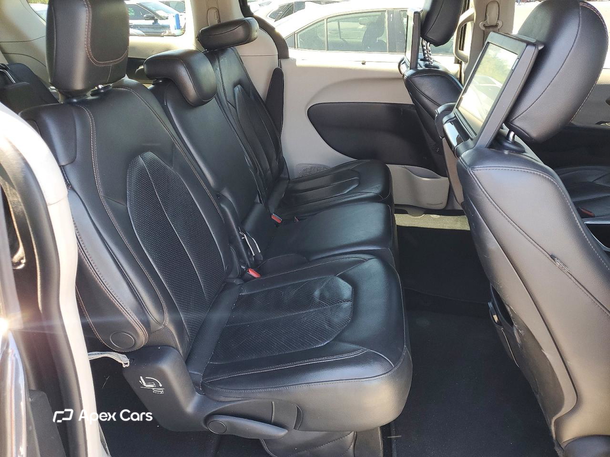 Chrysler Pacifica 2017
