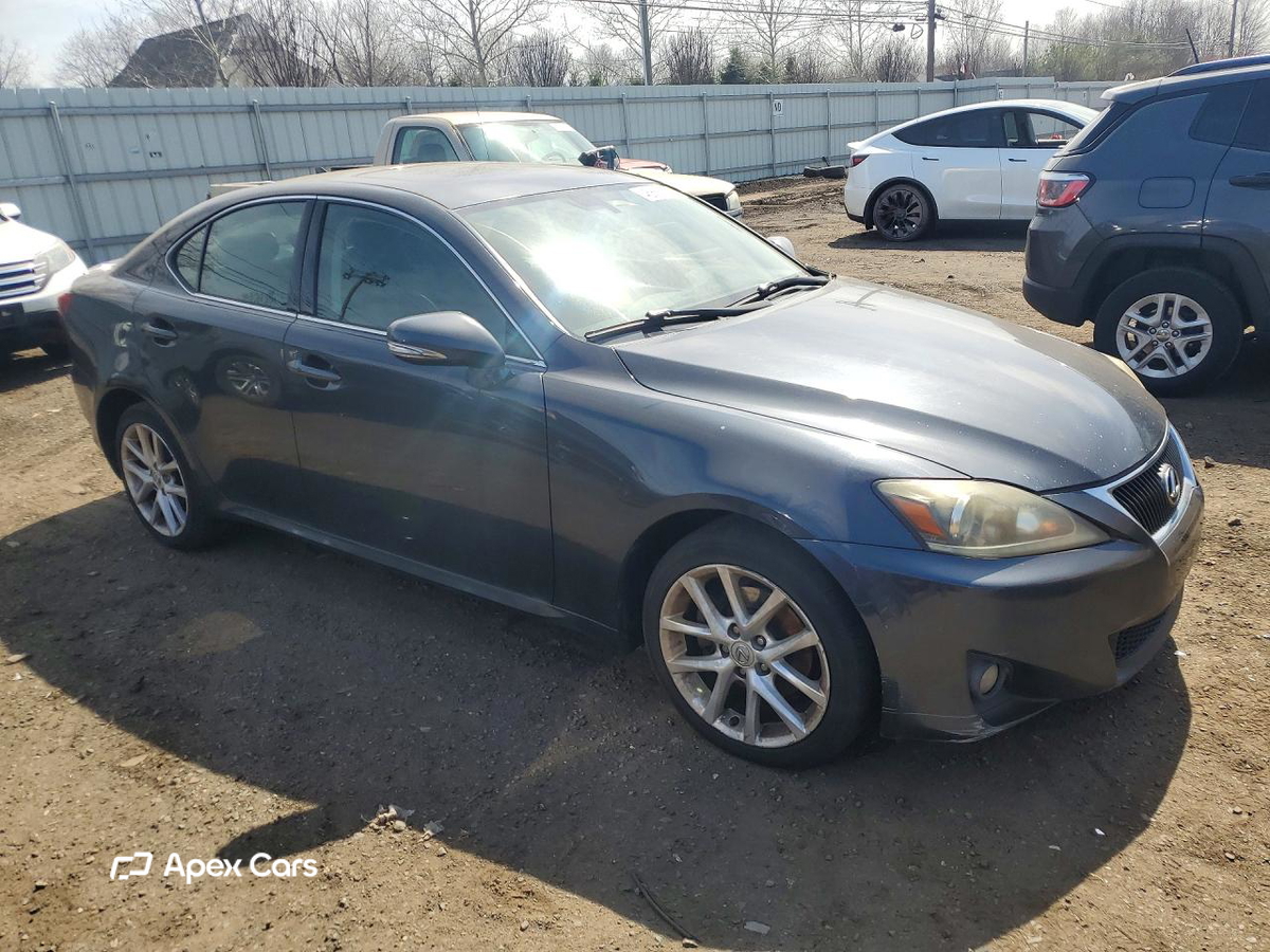 Lexus IS 2011