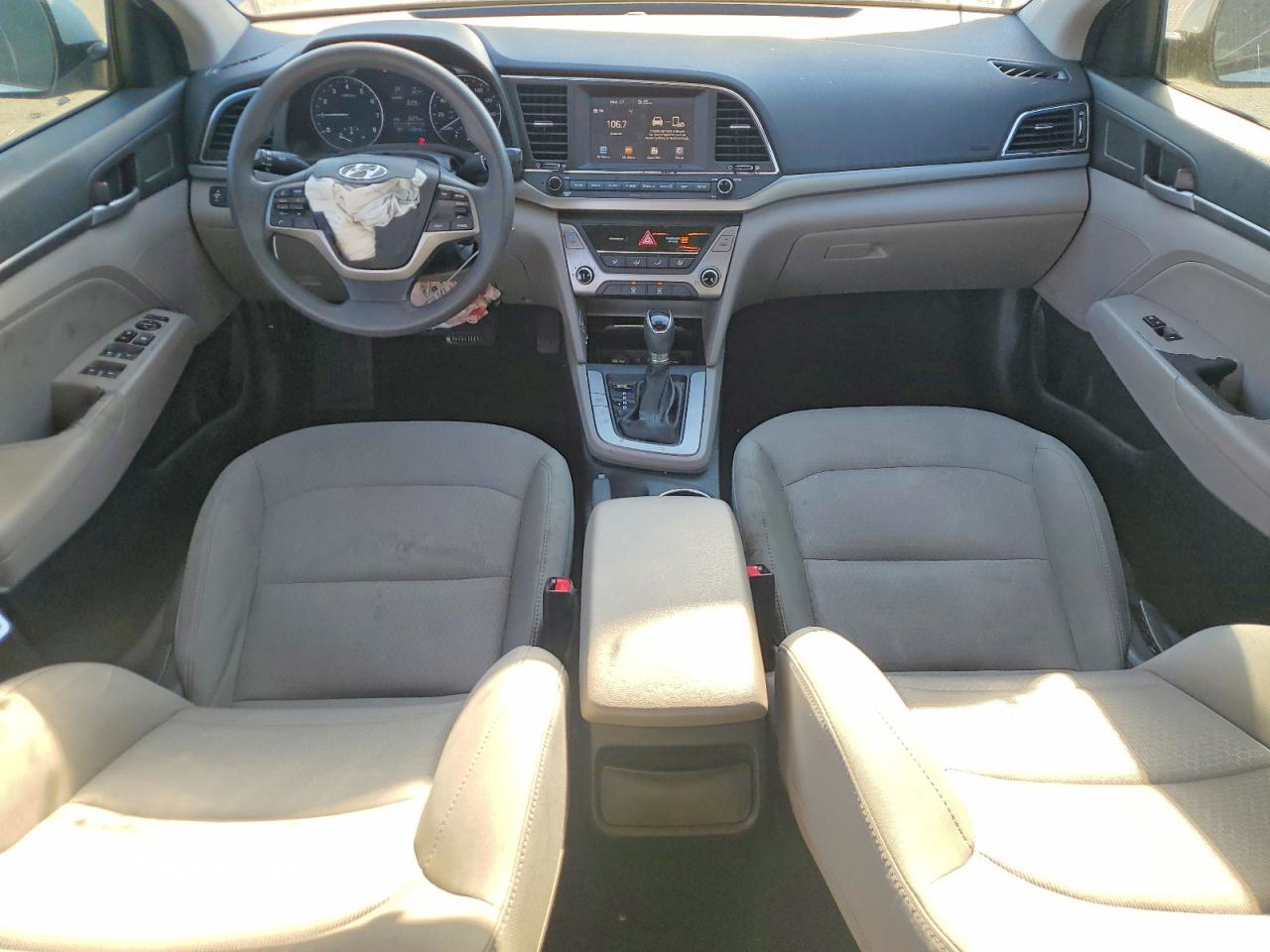 Hyundai Elantra 2017