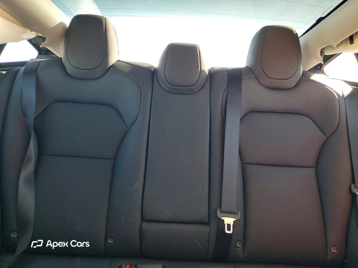 Tesla Model 3 2025