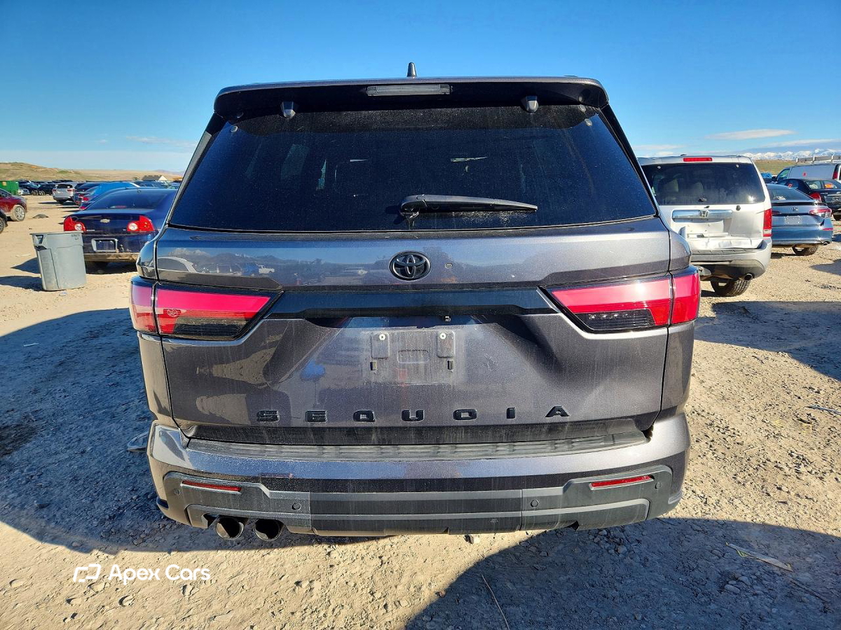 Toyota Sequoia 2024