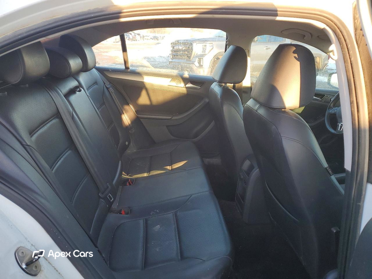 Volkswagen Jetta 2014