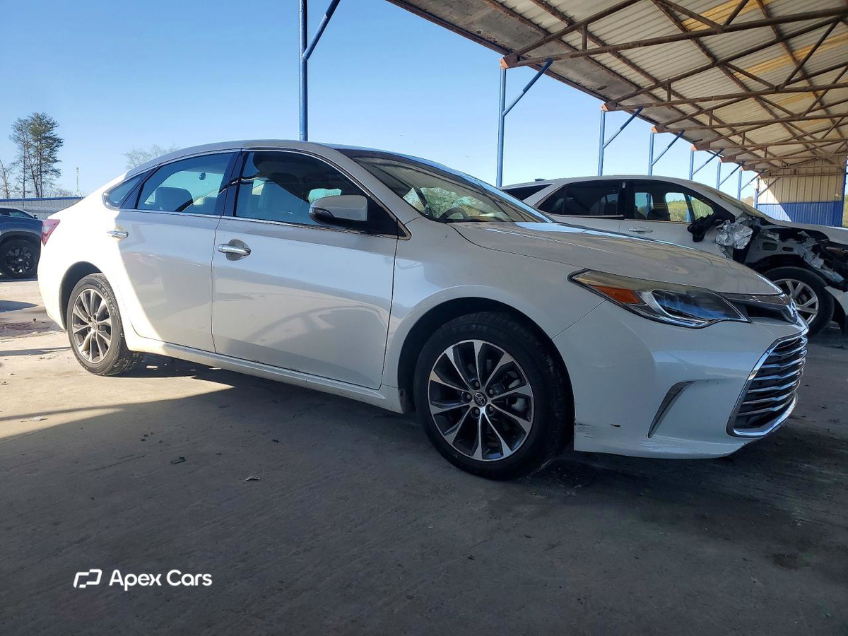 Toyota Avalon 2016