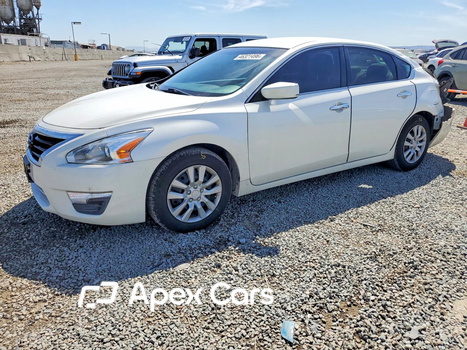 Nissan Altima 2015 - Image 1 of 13
