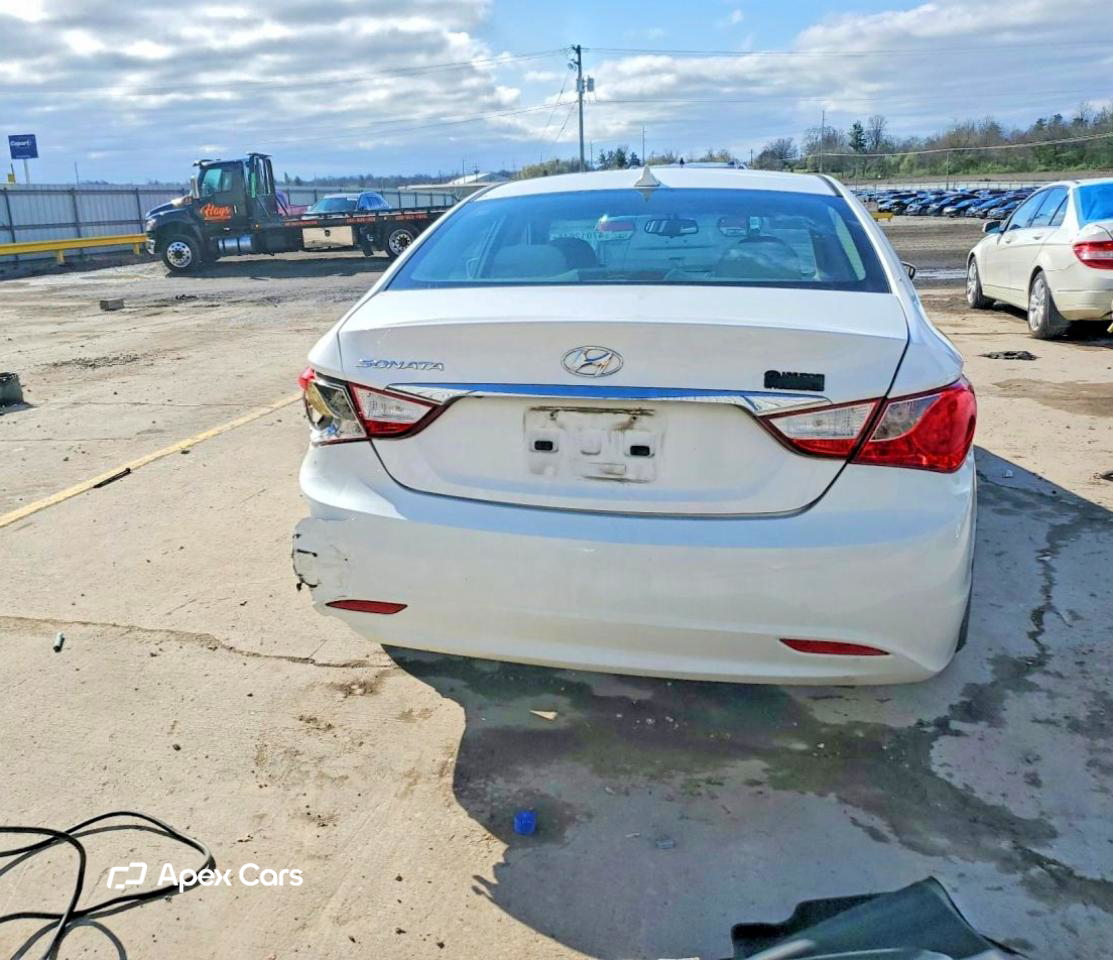 Hyundai Sonata 2013