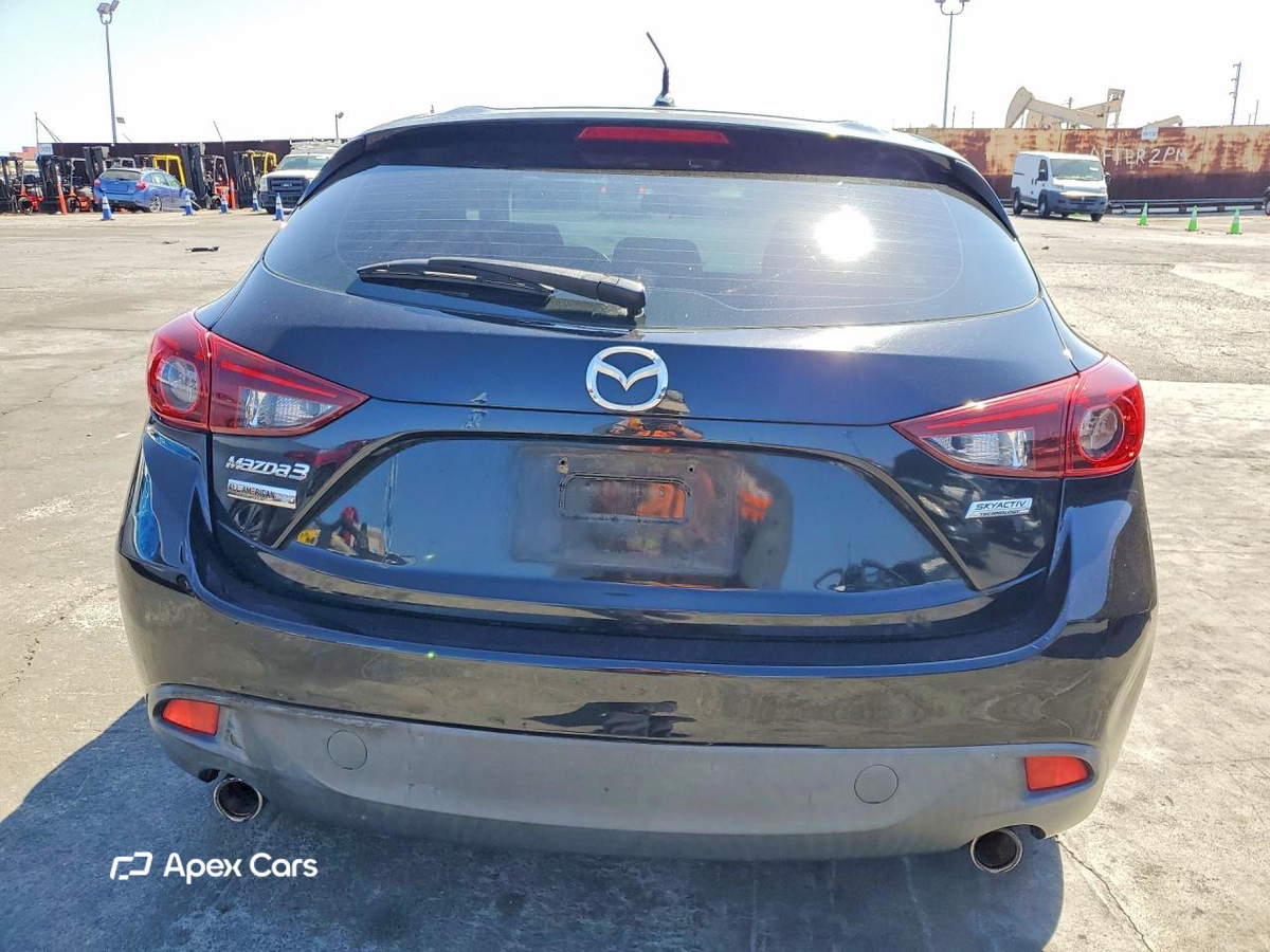 Mazda 3 2015