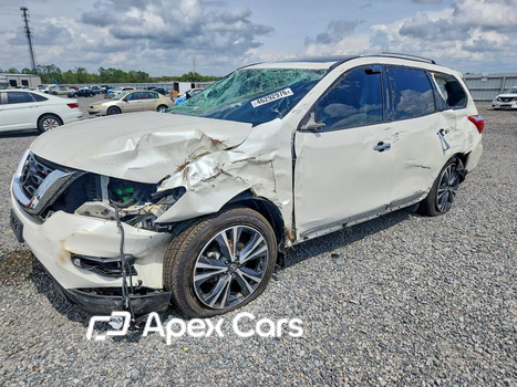 Nissan Pathfinder 2018 - Image 1 of 13