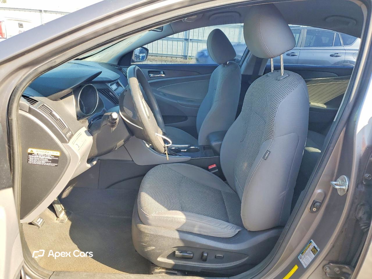 Hyundai Sonata 2011