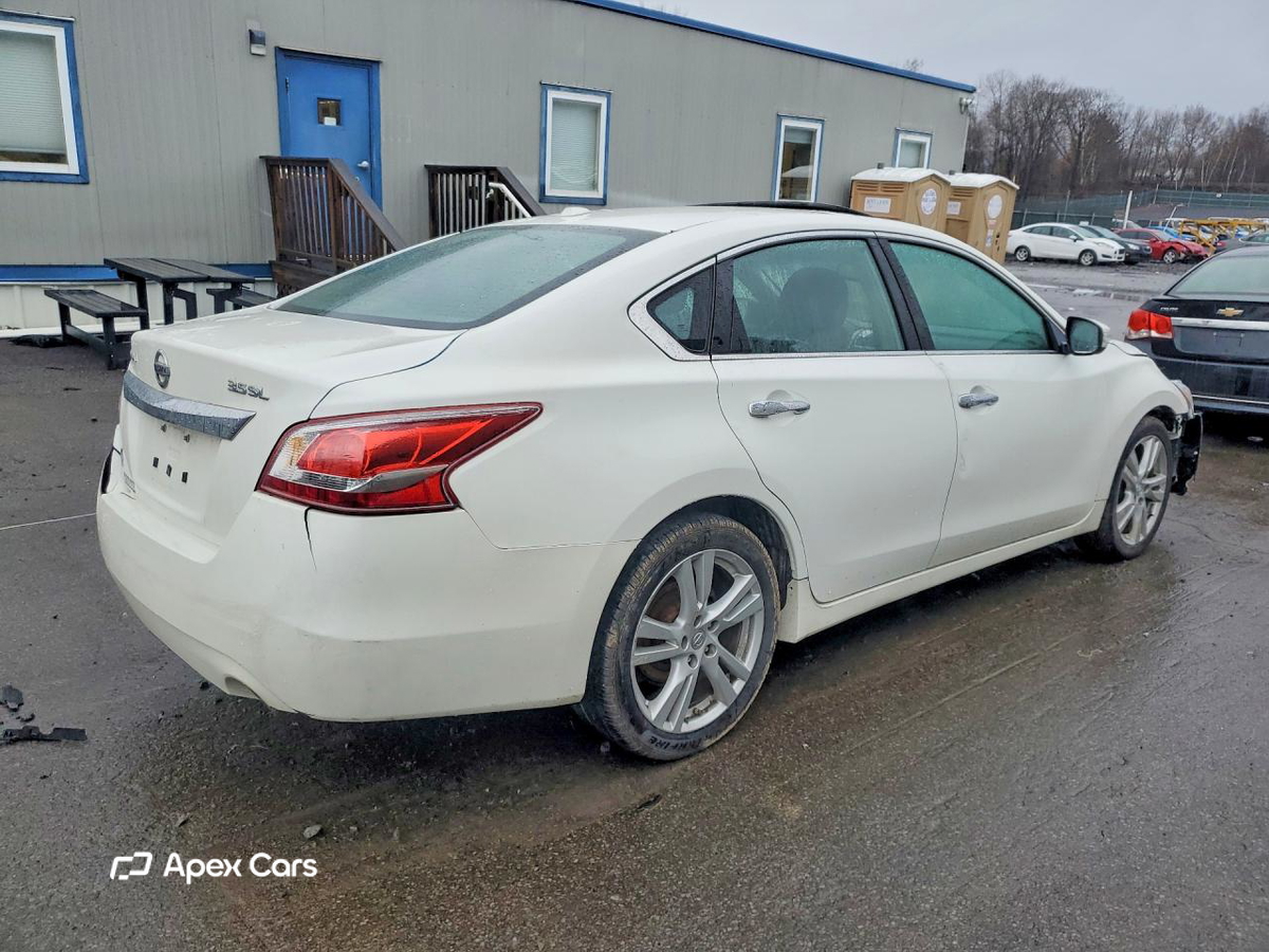 Nissan Altima 2013