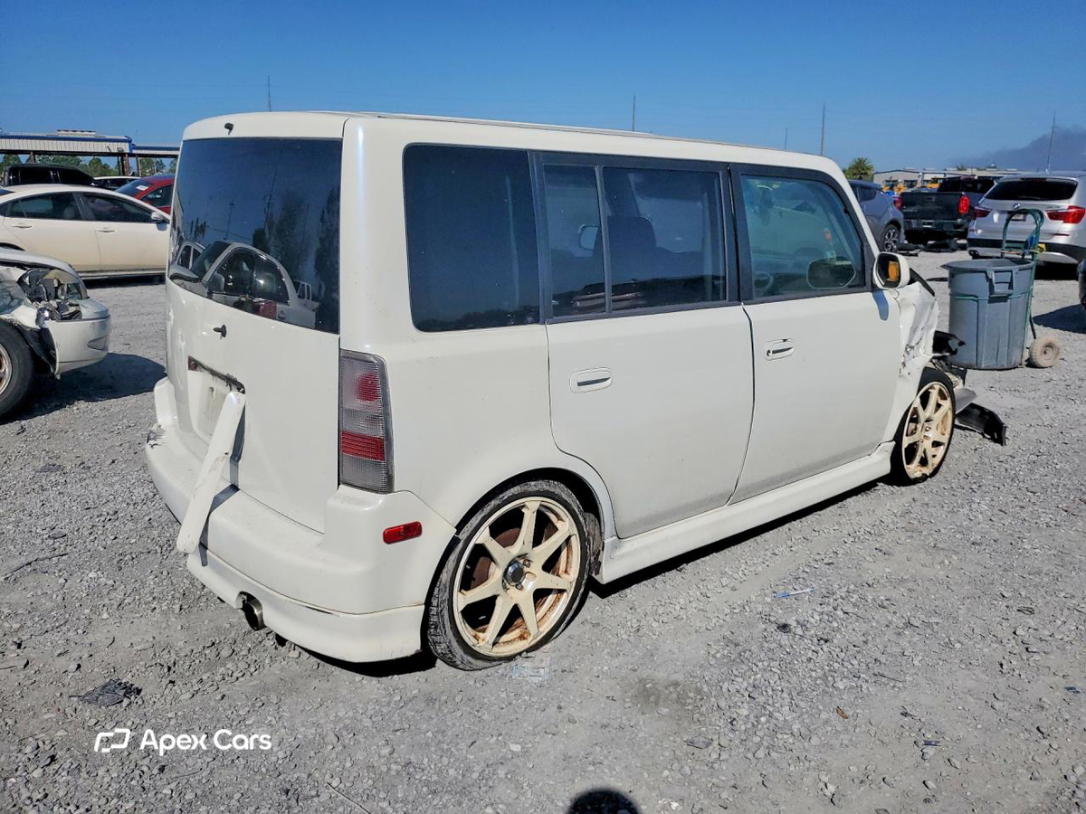 Scion xB 2006