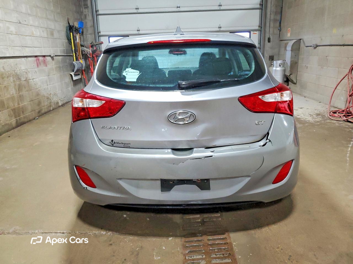 Hyundai Elantra 2013
