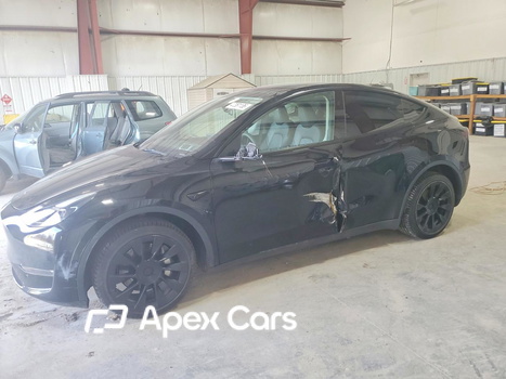 Tesla Model Y 2023 - Zdjęcie 1 z 12