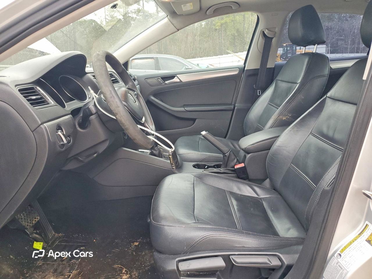 Volkswagen Jetta 2015