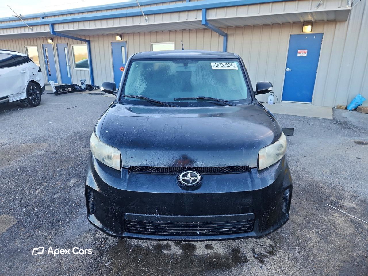 Scion xB 2012
