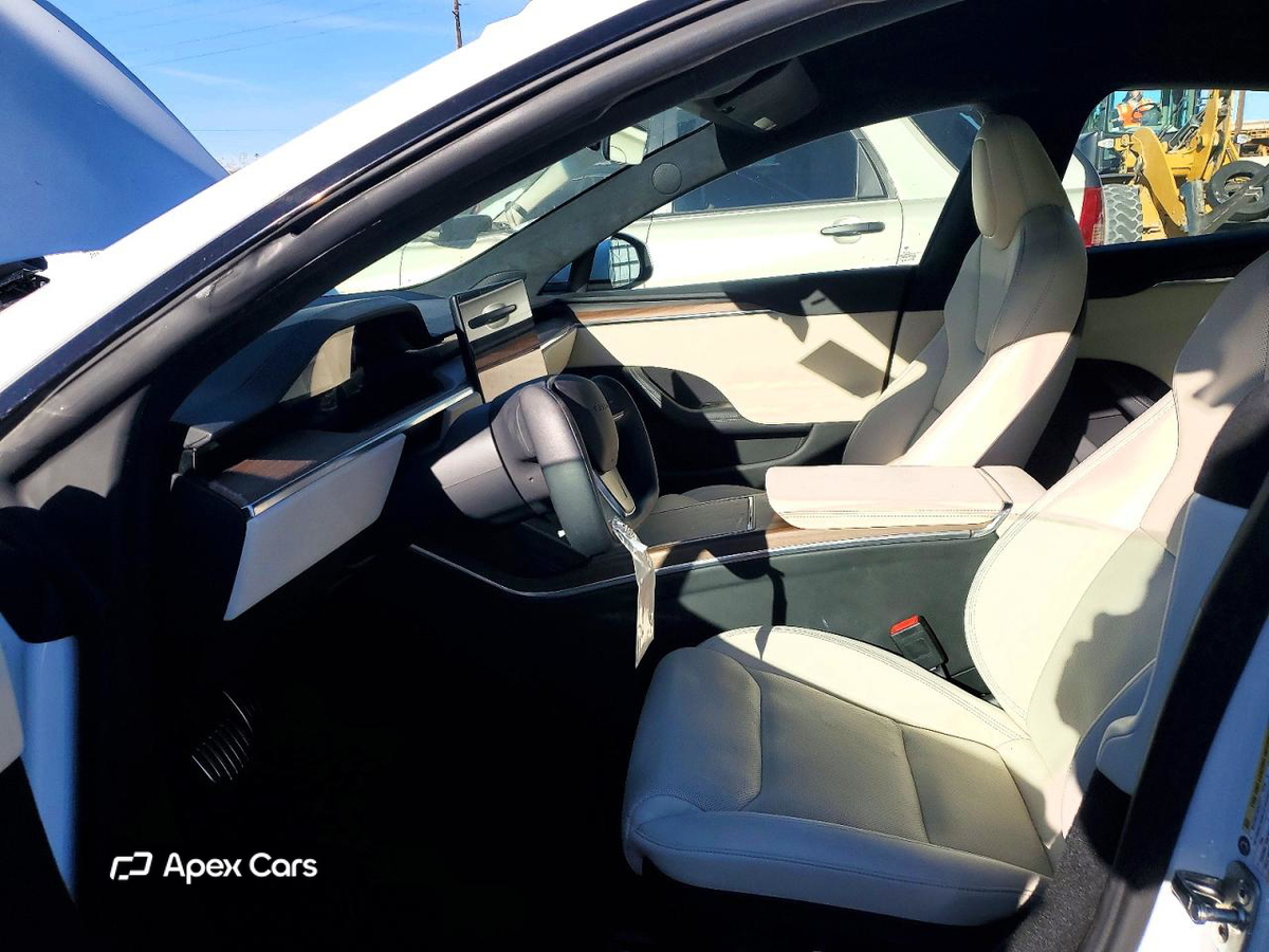 Tesla Model S 2022