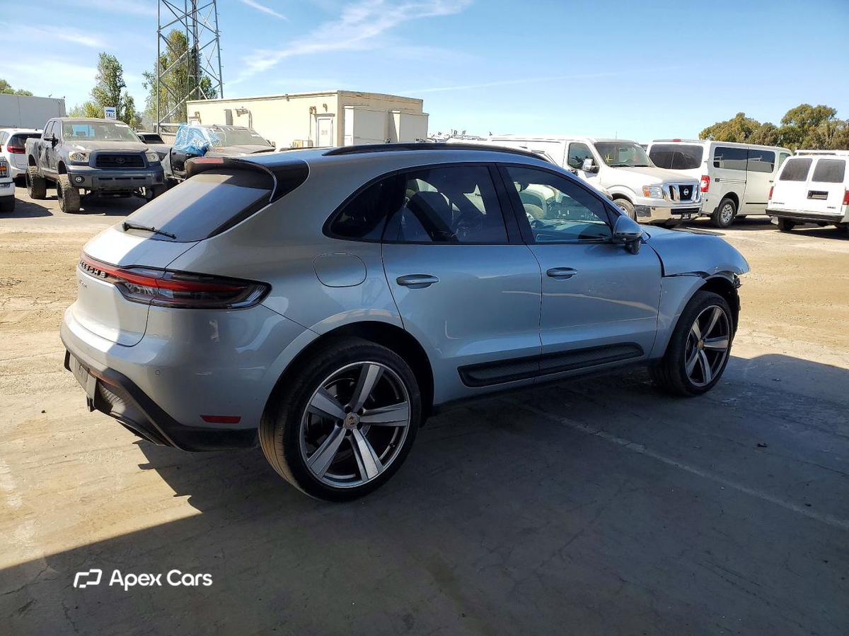 Porsche Macan 2024