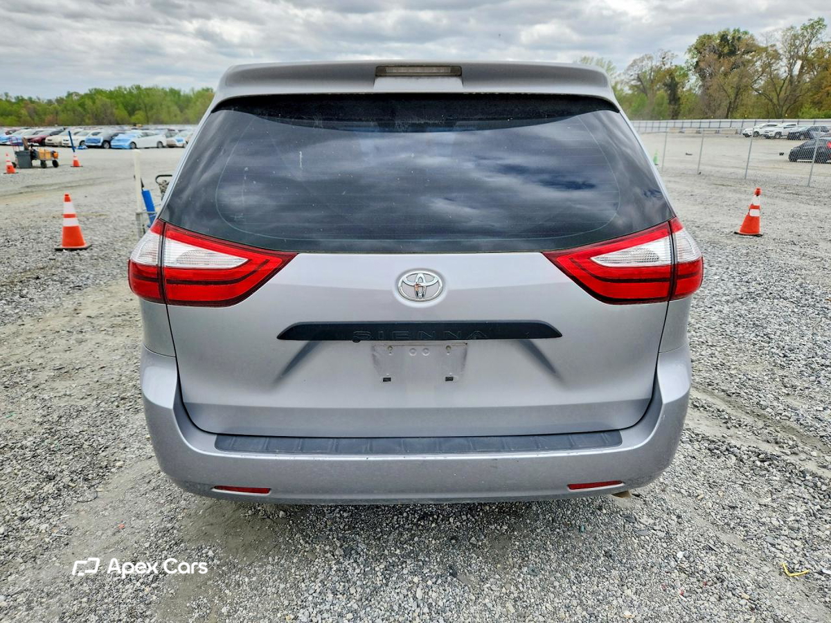 Toyota Sienna 2017