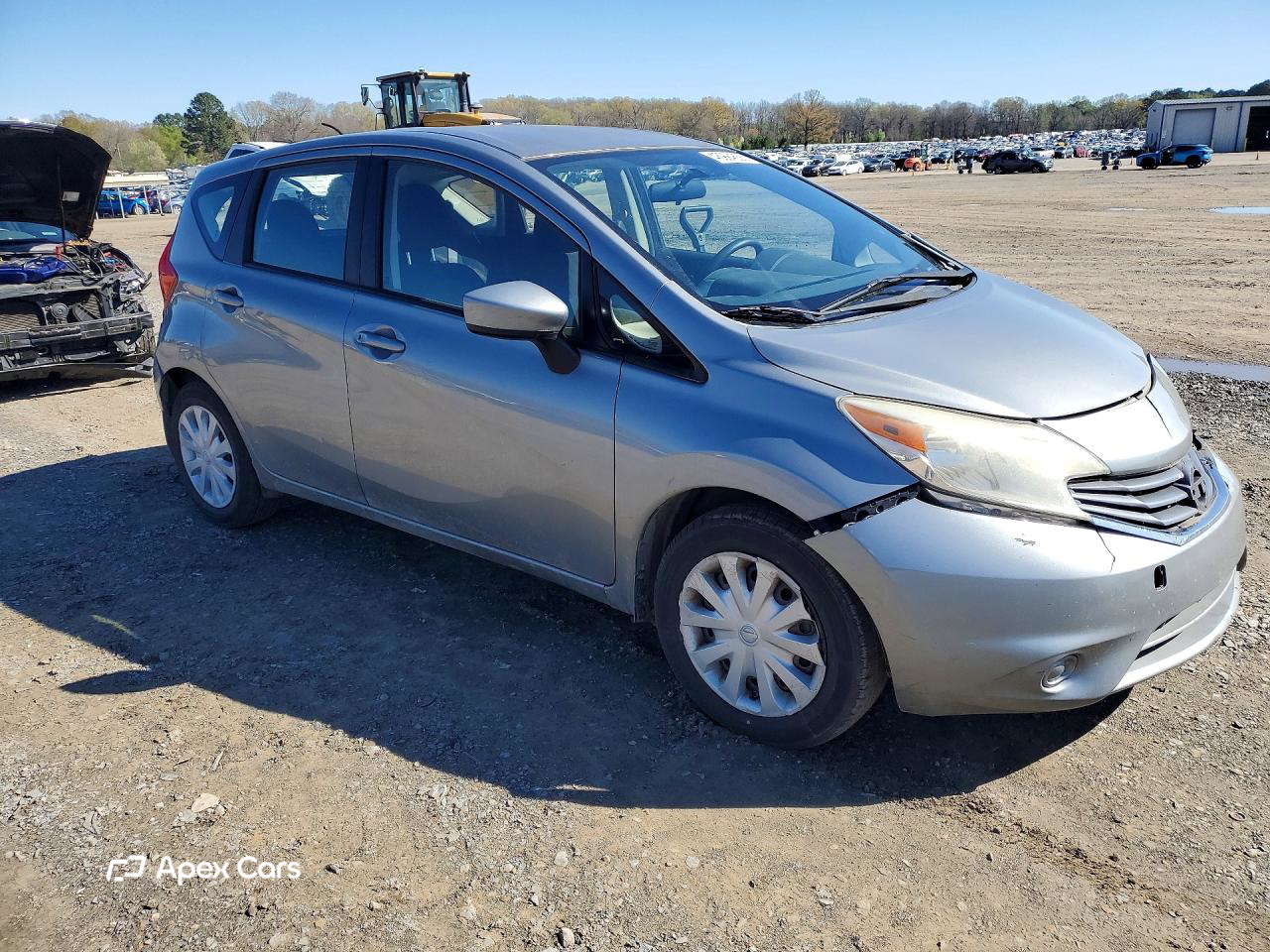 Nissan Versa 2015