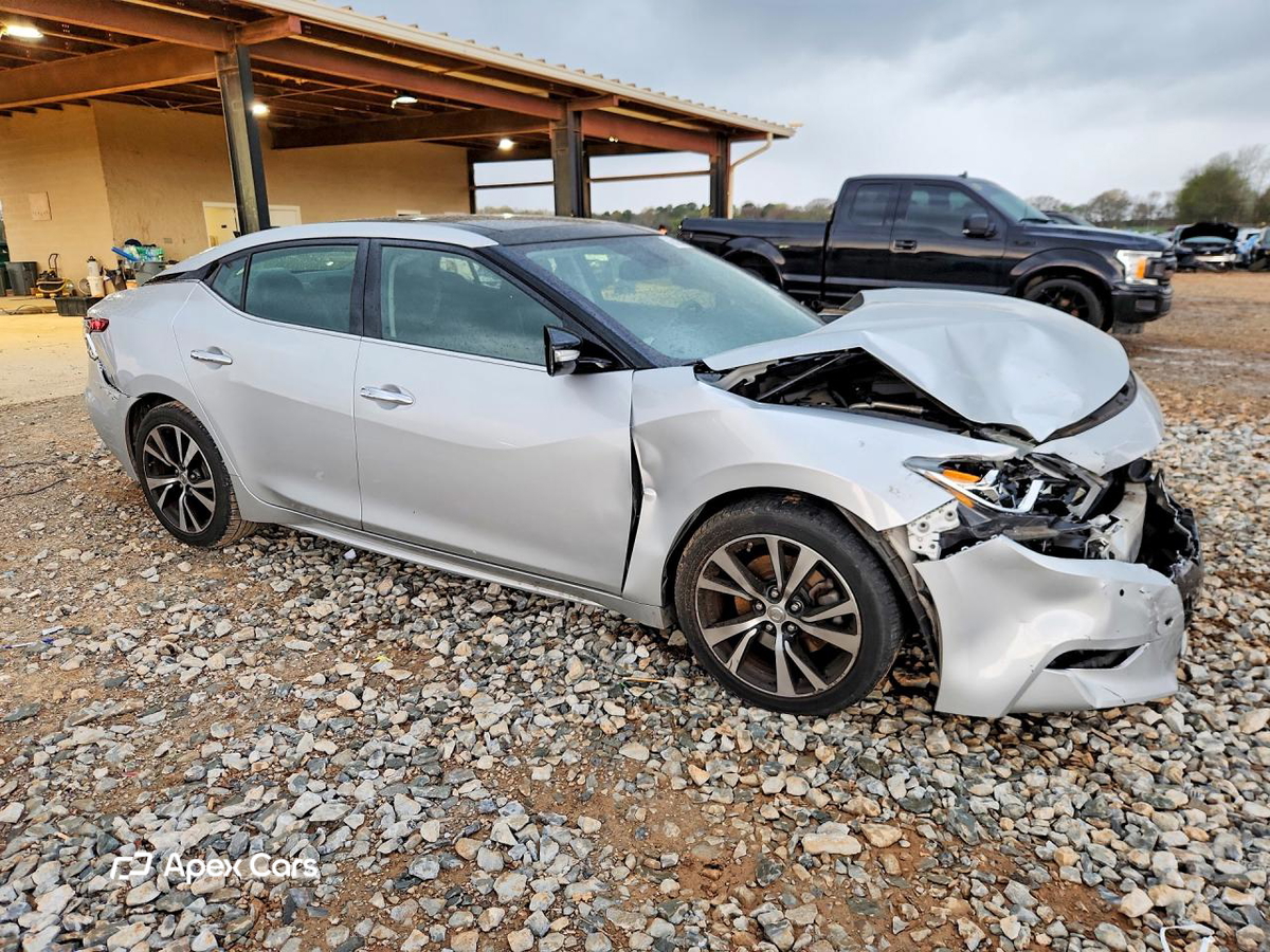 Nissan Maxima 2018