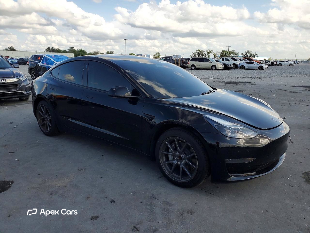 Tesla Model 3 2023