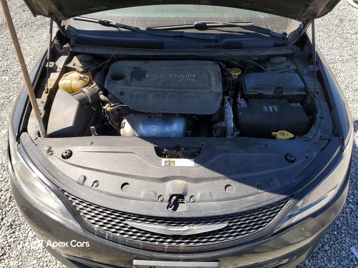 Chrysler 200 2015