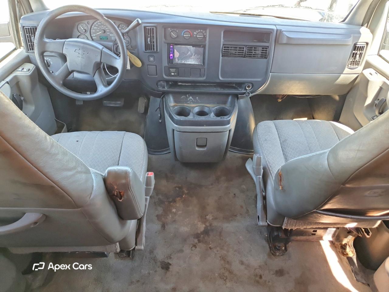 Chevrolet Express 2005