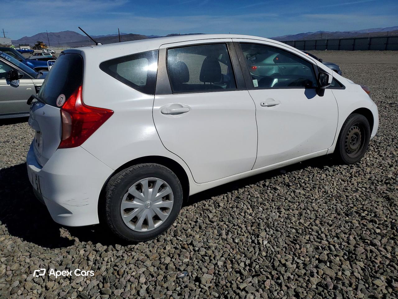 Nissan Versa 2017