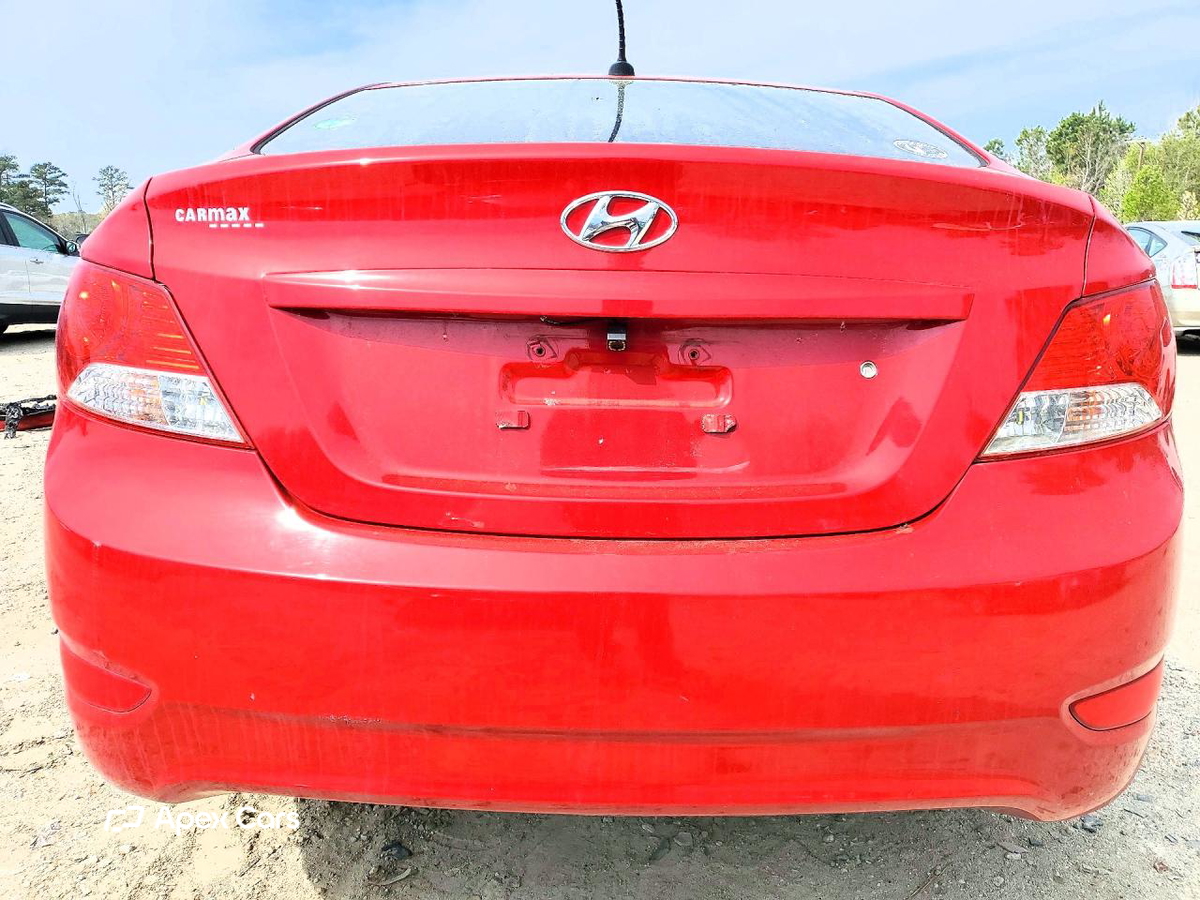 Hyundai Accent 2013
