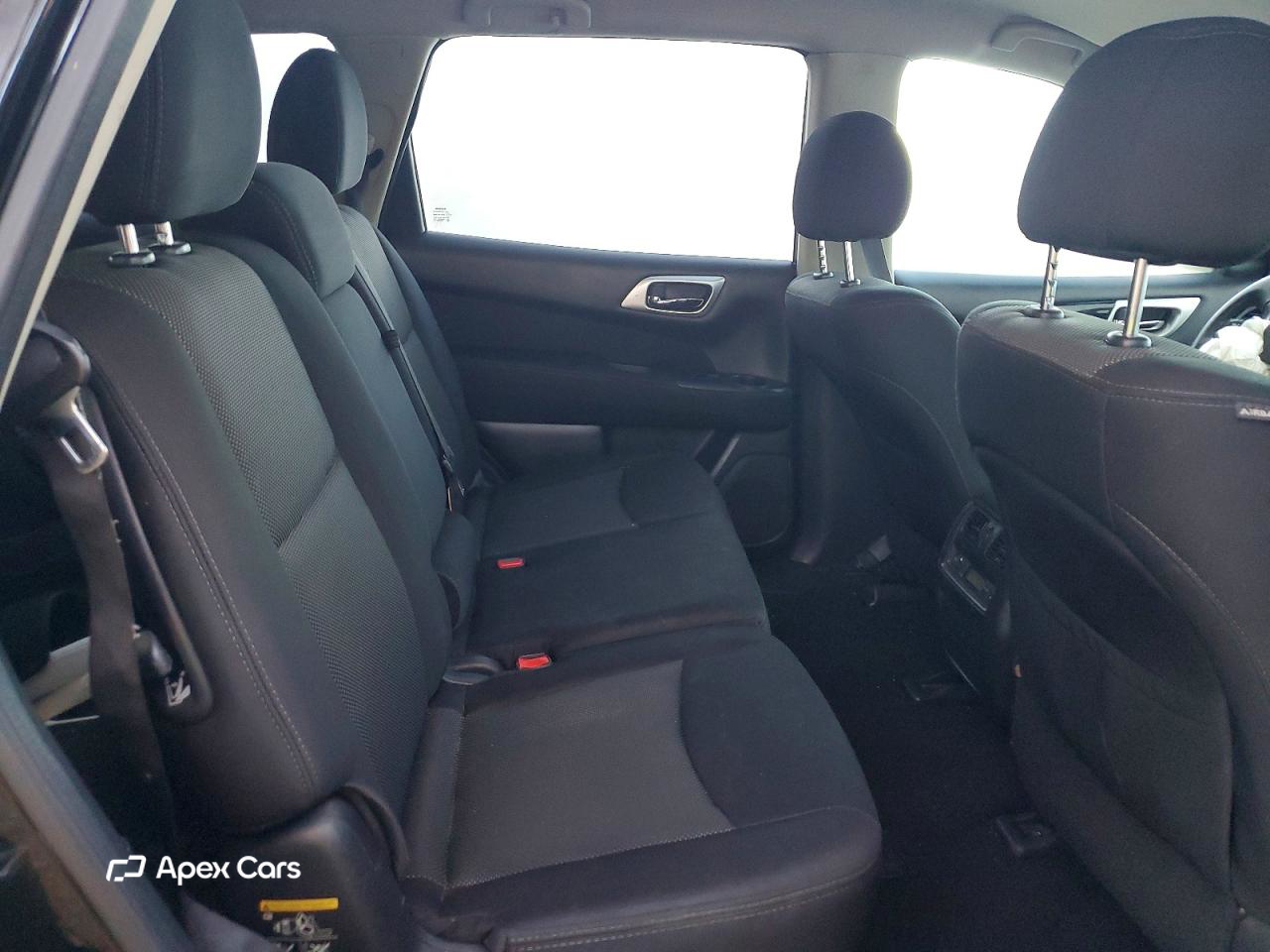 Nissan Pathfinder 2017