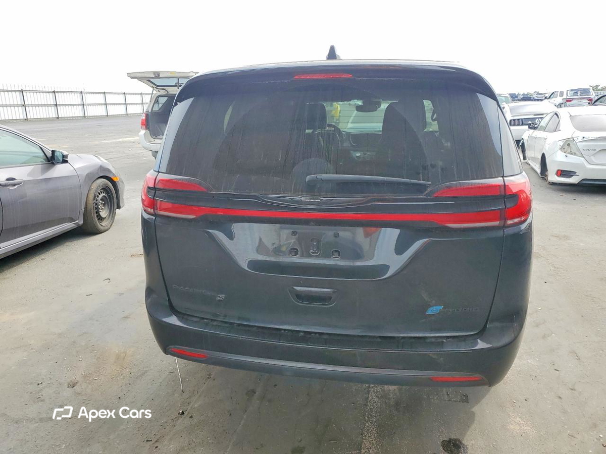 Chrysler Pacifica 2022