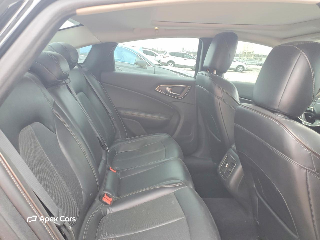 Chrysler 200 2015