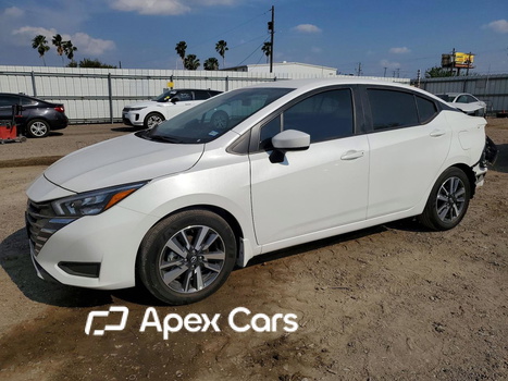 Nissan Versa 2025 - Image 1 of 13