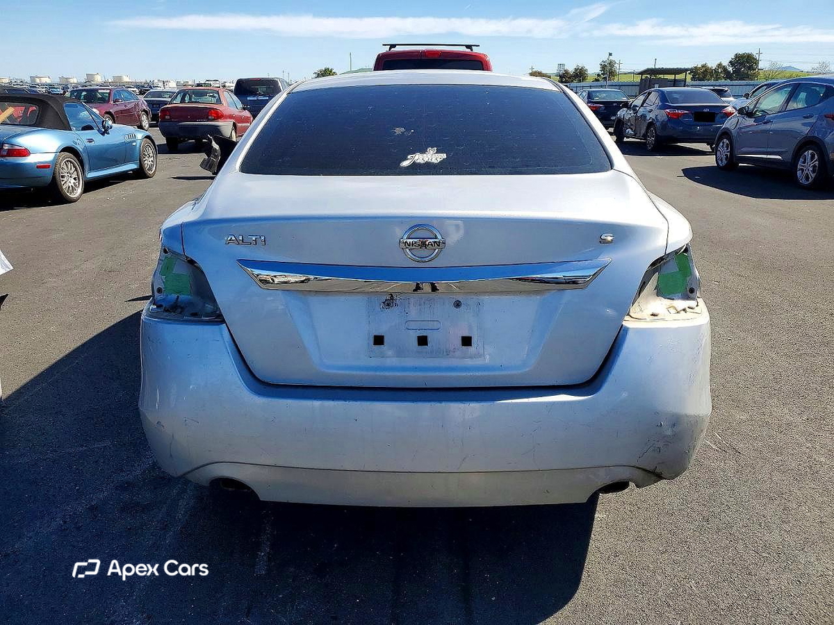Nissan Altima 2015