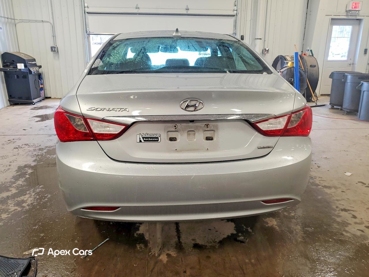 Hyundai Sonata 2011