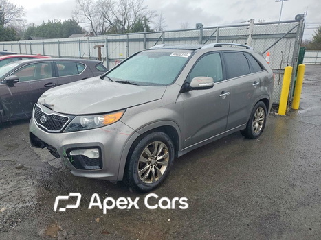 Kia Sorento 2012 - Image 1 of 13