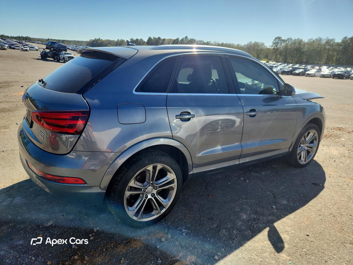 Audi Q3 2015