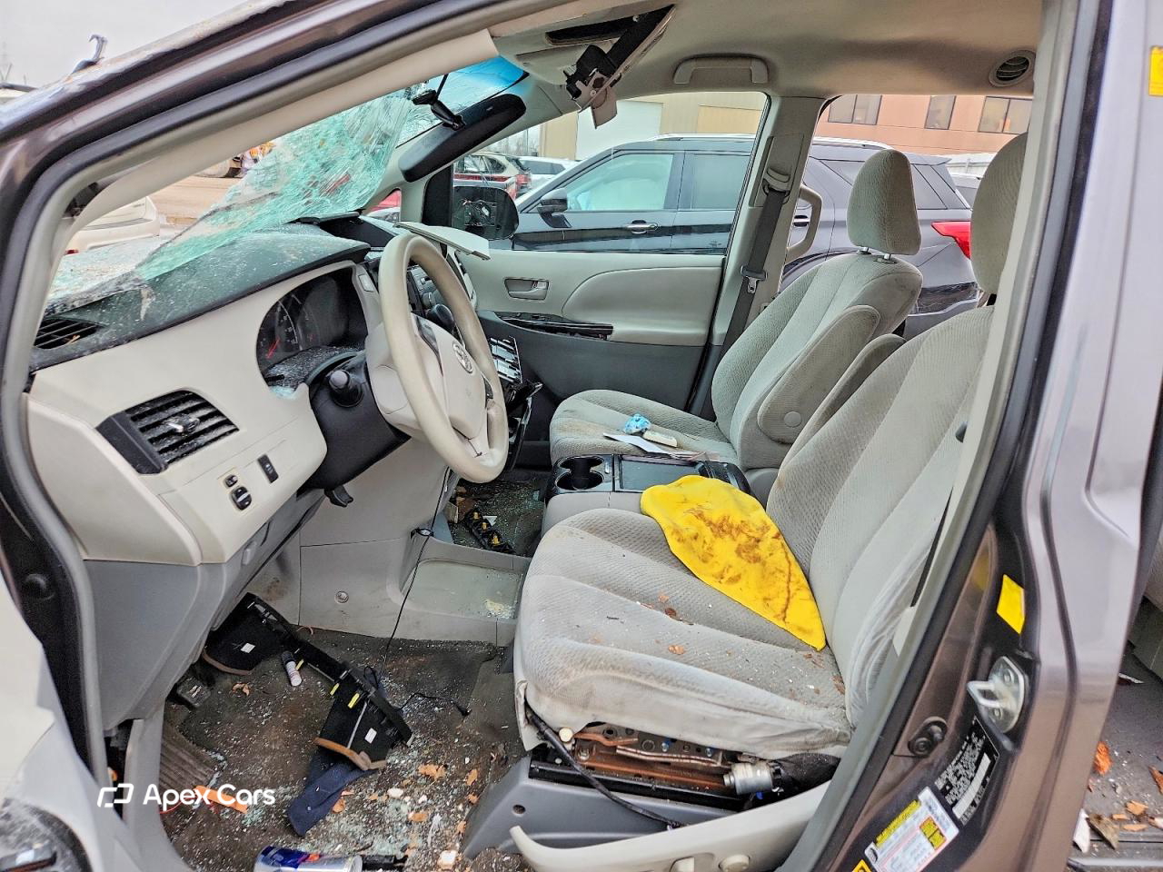 Toyota Sienna 2011