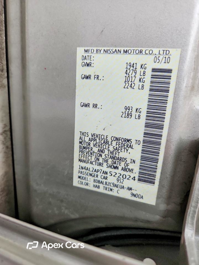 Nissan Altima 2010