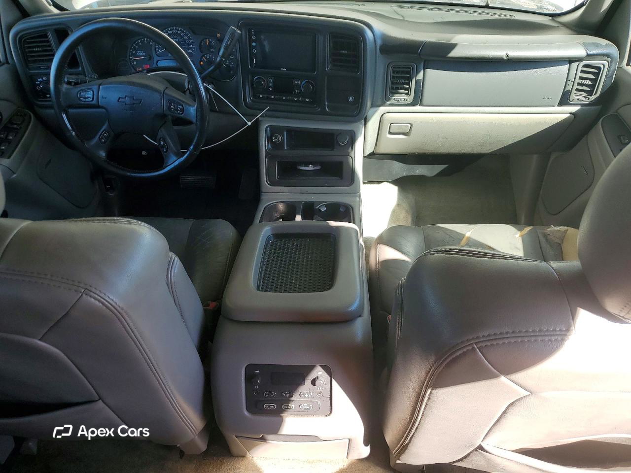Chevrolet Suburban 2004
