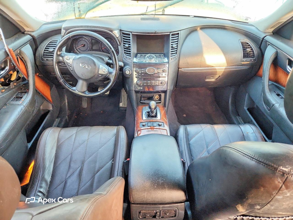 Infiniti FX 2011
