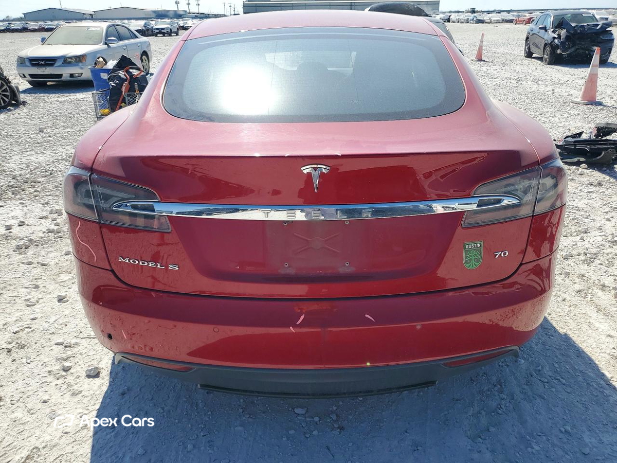Tesla Model S 2016