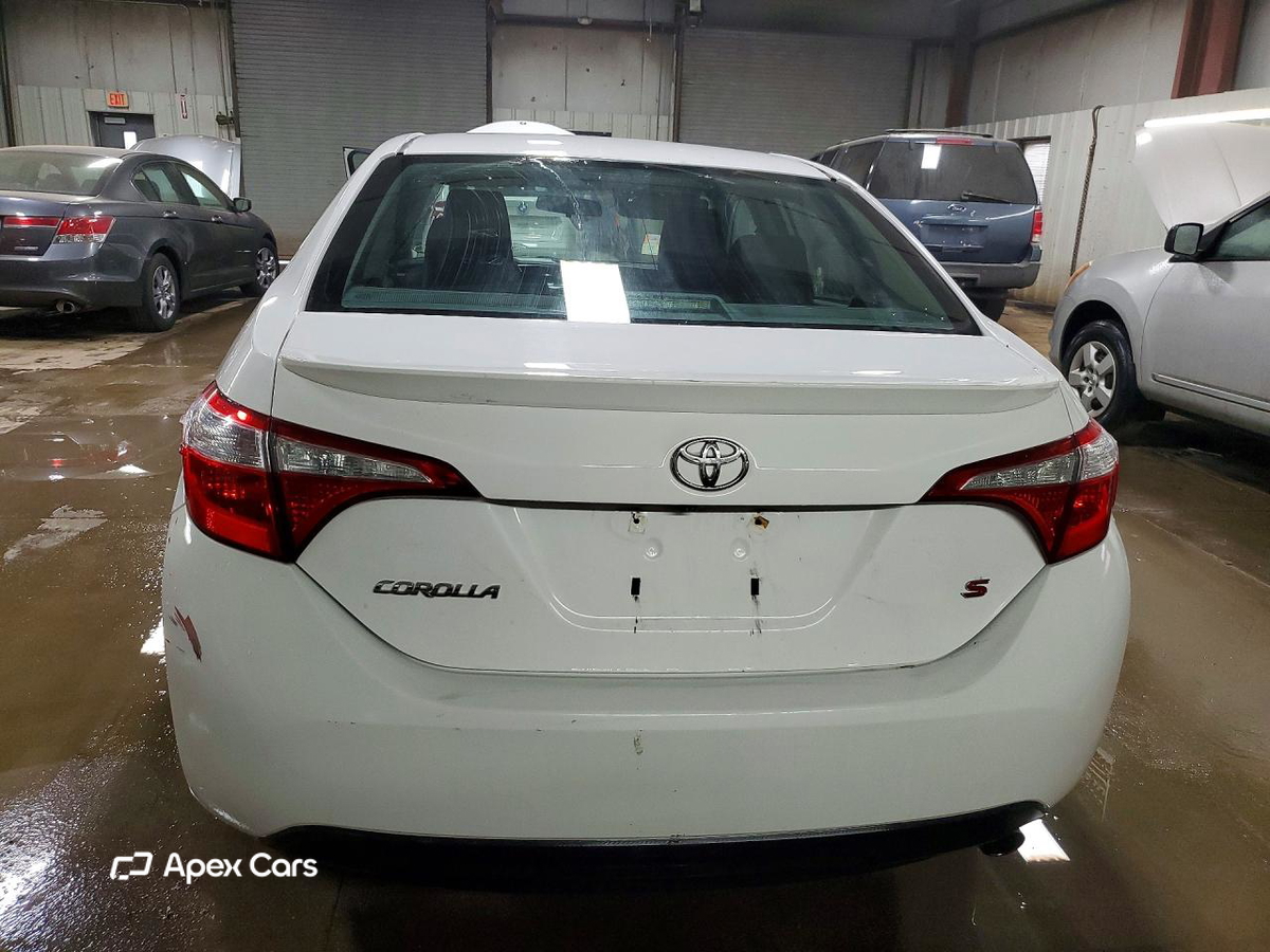 Toyota Corolla 2015