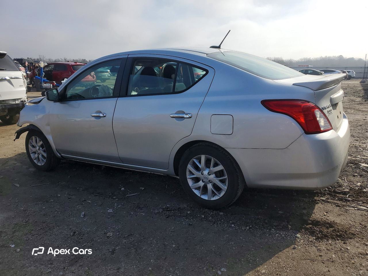 Nissan Versa 2018
