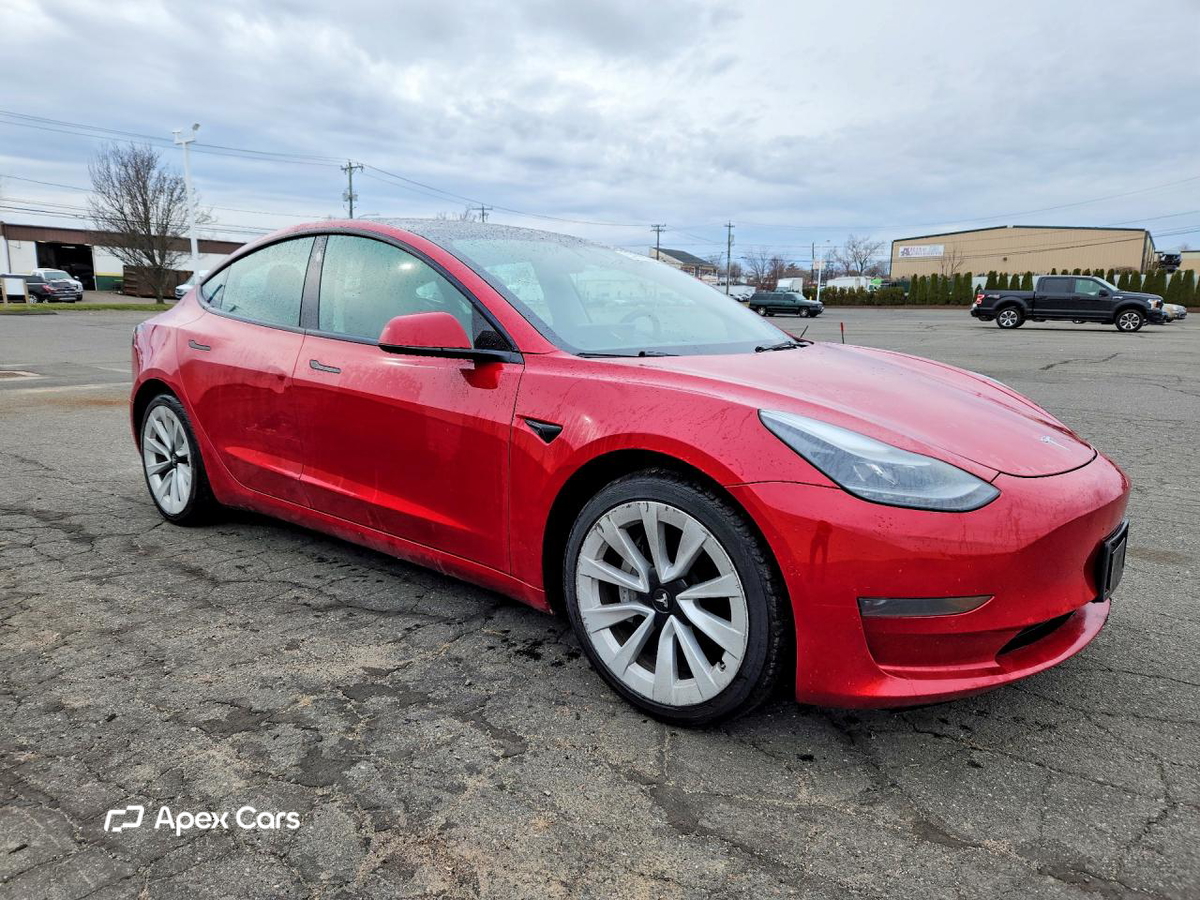 Tesla Model 3 2022
