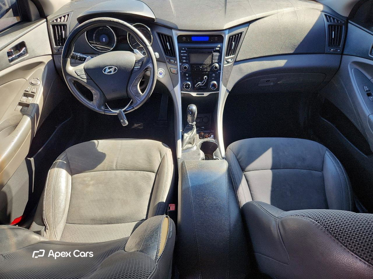 Hyundai Sonata 2013