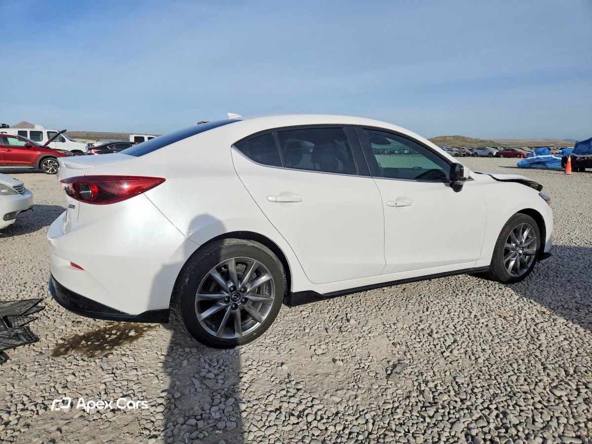 Mazda 3 2018