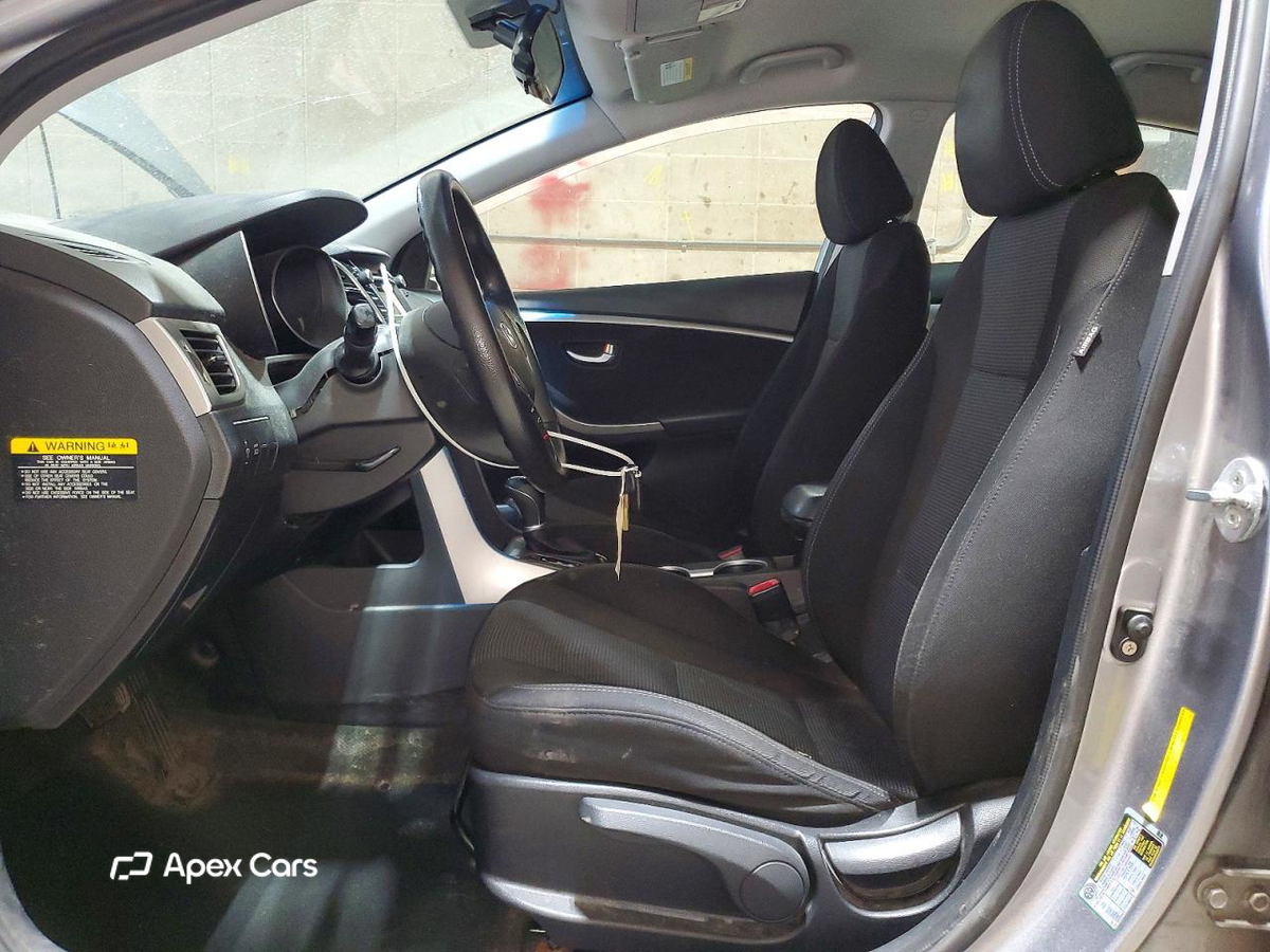 Hyundai Elantra 2013